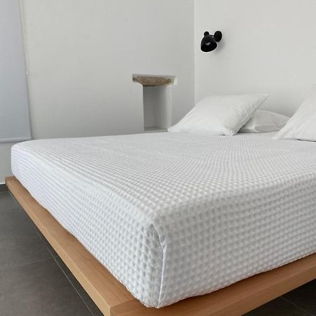 Lefko Apartments 塔伦蒂斯 外观 照片