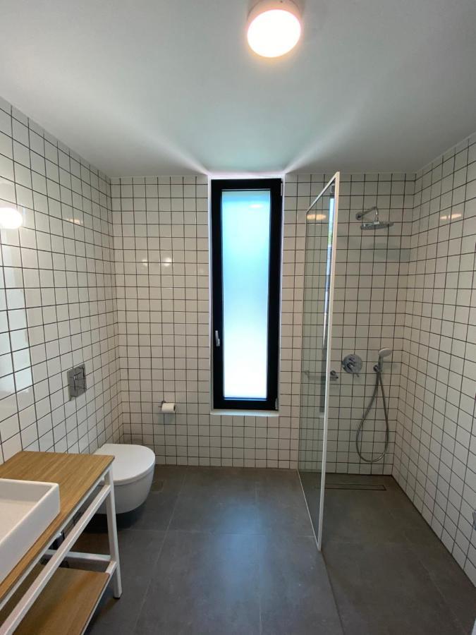 Lefko Apartments 塔伦蒂斯 外观 照片