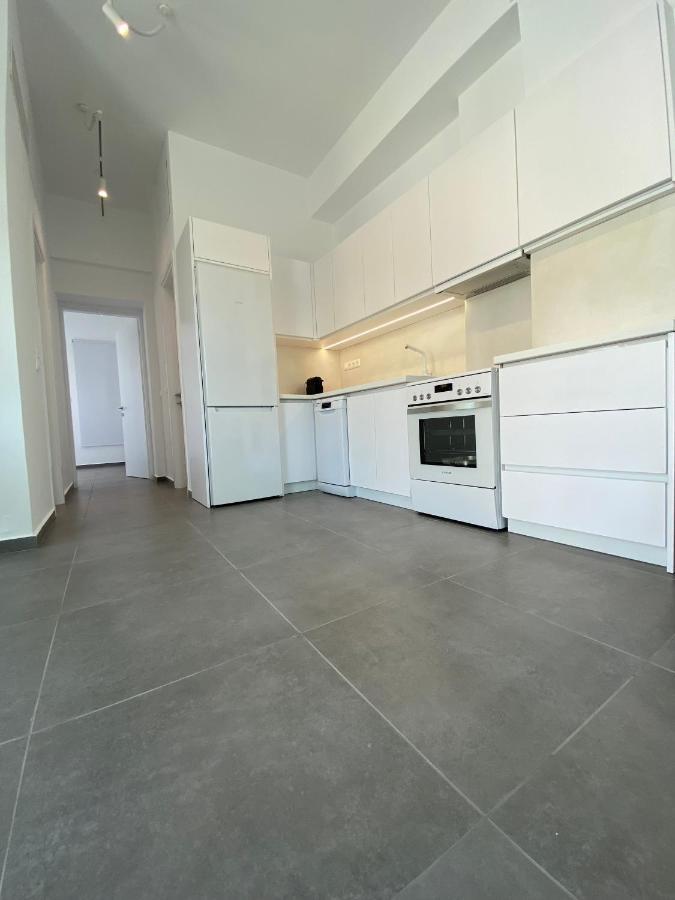 Lefko Apartments 塔伦蒂斯 外观 照片