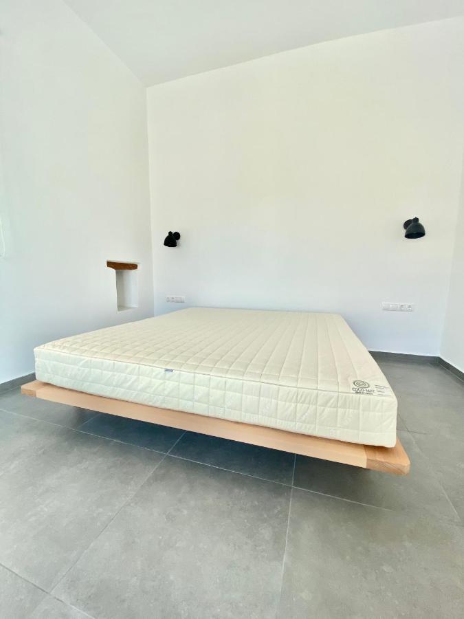 Lefko Apartments 塔伦蒂斯 外观 照片